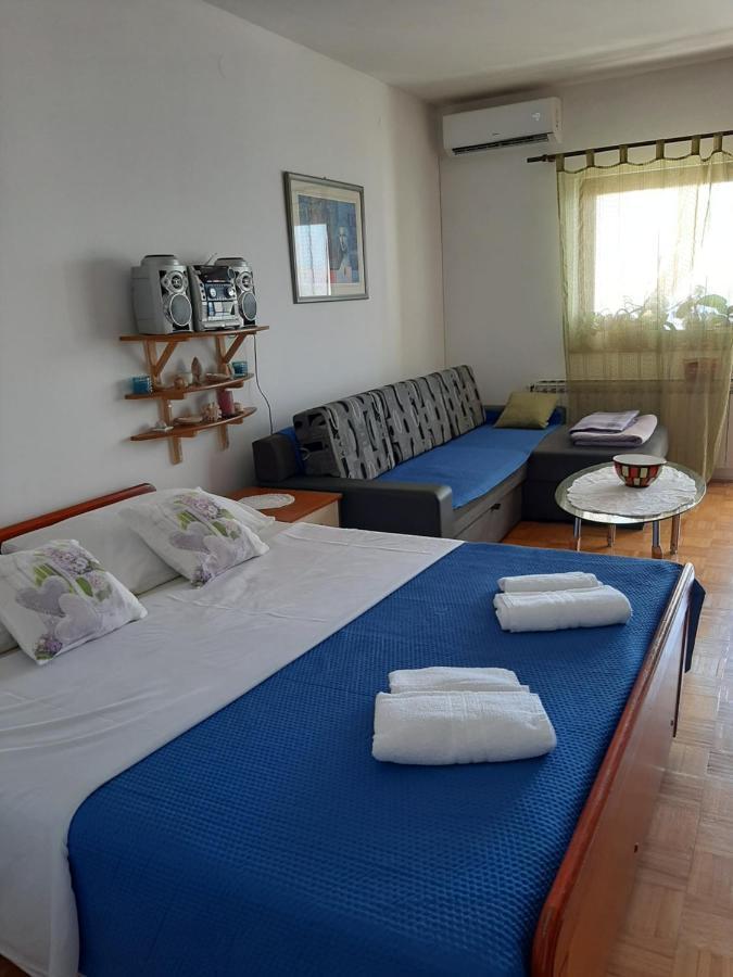 Apartman Ada เซนญ์ ภายนอก รูปภาพ
