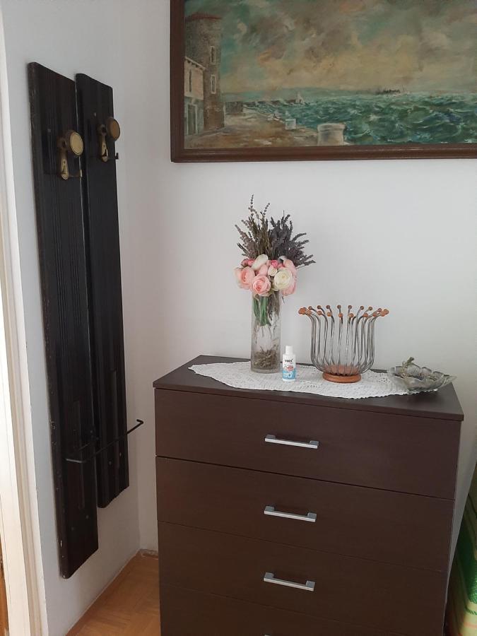Apartman Ada เซนญ์ ภายนอก รูปภาพ