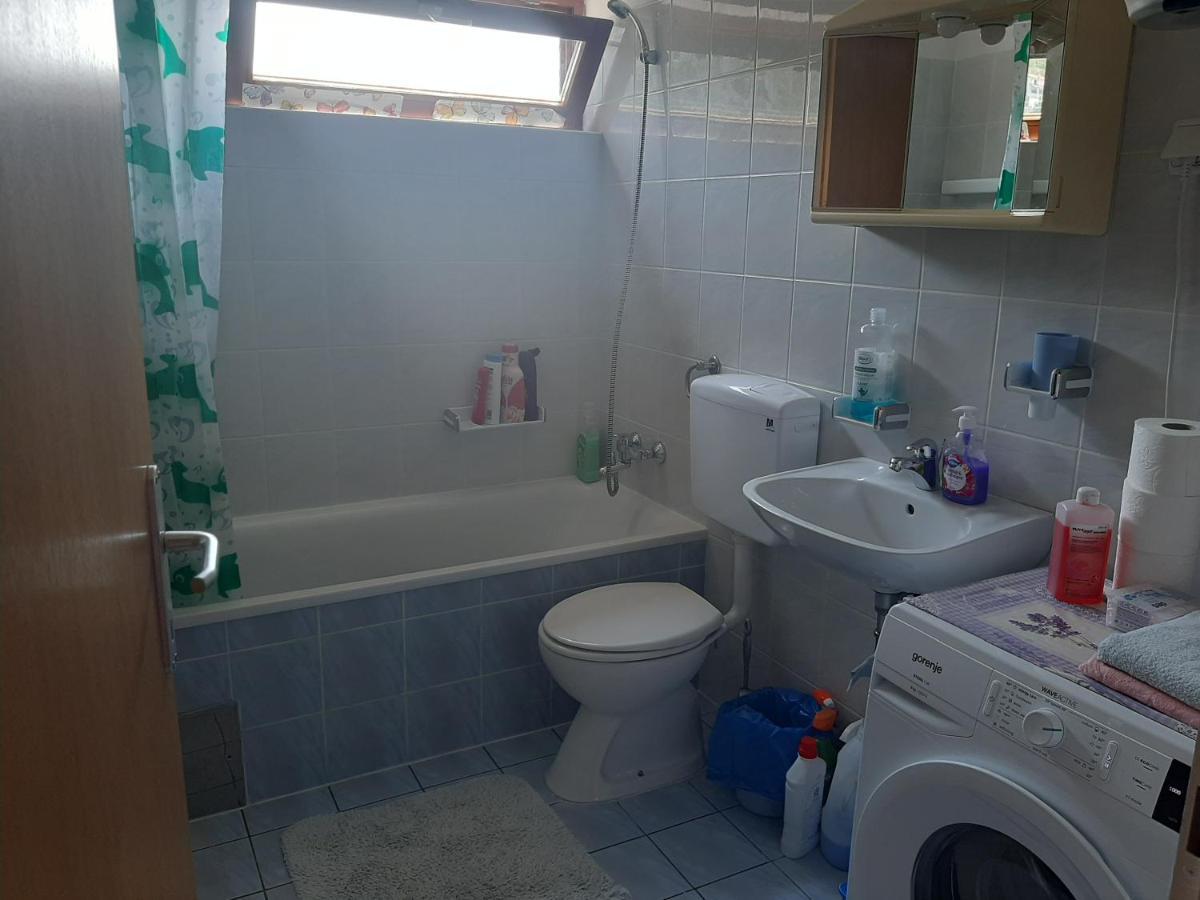 Apartman Ada เซนญ์ ภายนอก รูปภาพ