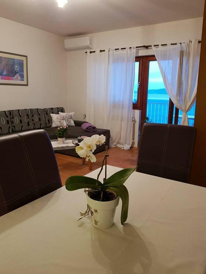 Apartman Ada เซนญ์ ภายนอก รูปภาพ