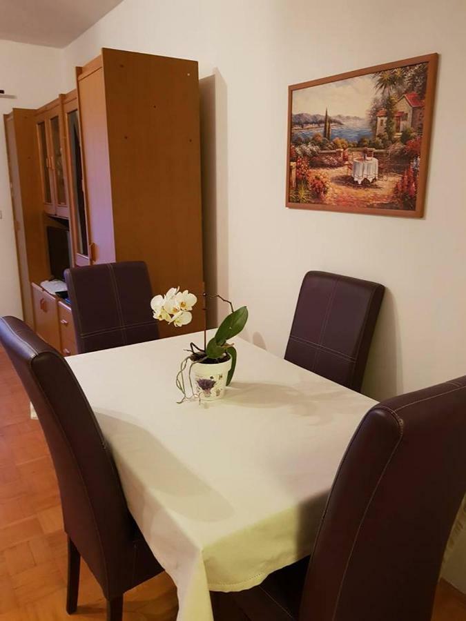 Apartman Ada เซนญ์ ภายนอก รูปภาพ